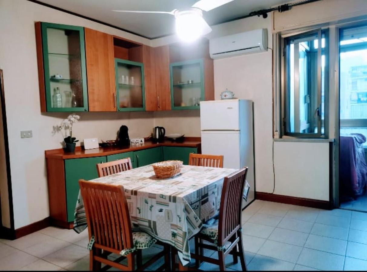 Lorenzo Guest Suite Palermo Esterno foto